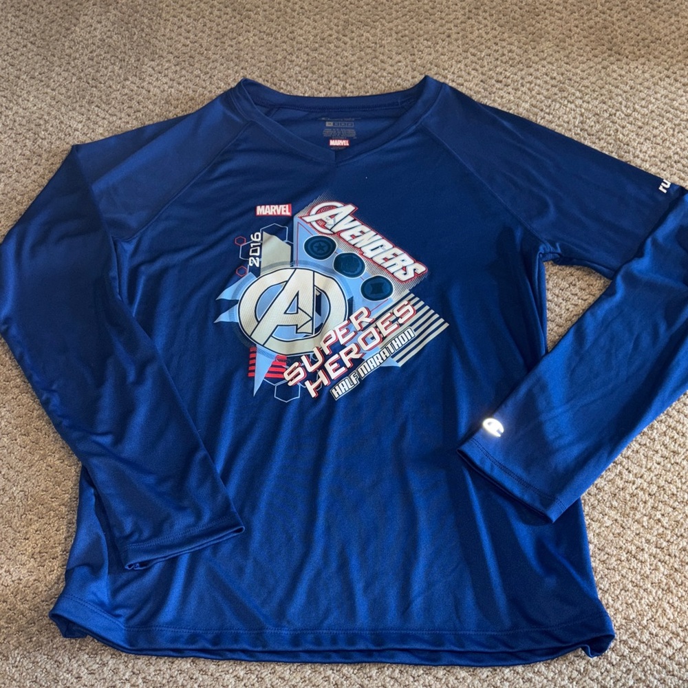 Women’sRun Disney Marvel Avengers Blue 2016 Superheroes Half Marathon Shirt SZ M